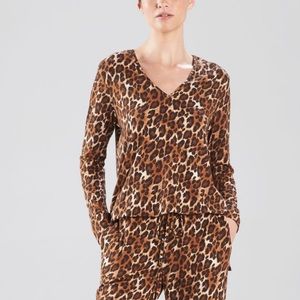 NEW Natori Wild Instinct Long Sleeve Pajama Top
